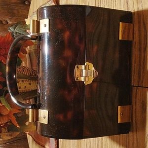 Vintage Lewis Lucite prse